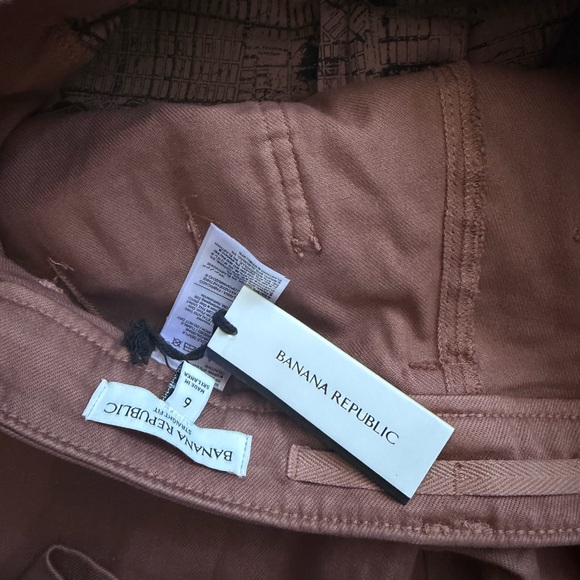 Banana Republic Straight Weekender Pant - Picture 8 of 8